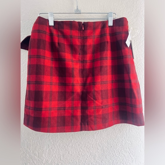 Aritzia Wilfred Wool Blend Wrap Tie Front Mini Skirt New WT
Waist 14 1/2” - Picture 5 of 8